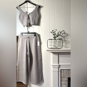 NWT House of Harlow 2 pc pants set